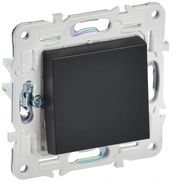 Выключатель одноклавишный проходной 10А IEK SKANDY SK-V02Bl ЧЕРНЫЙ