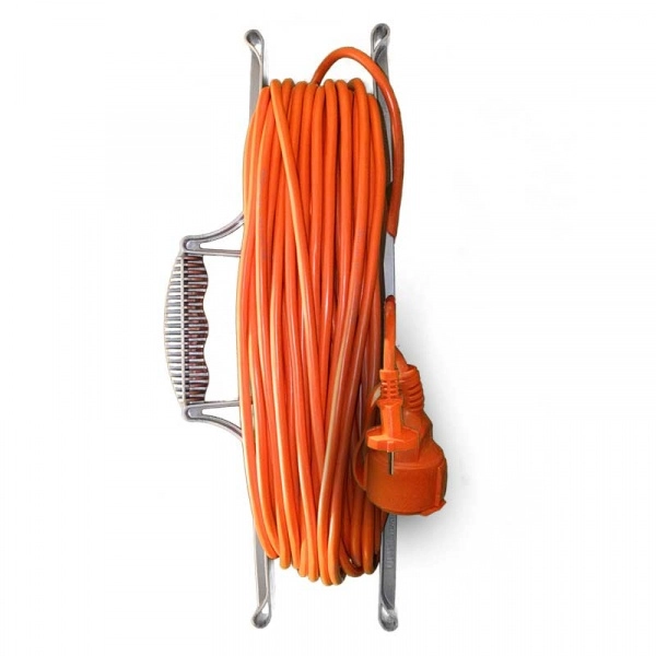 Удлинитель-шнур на раме 1 гнездо 30м IP54 без заземления ПВС2х1 2200Вт оранжевый UNIVersal 9632793