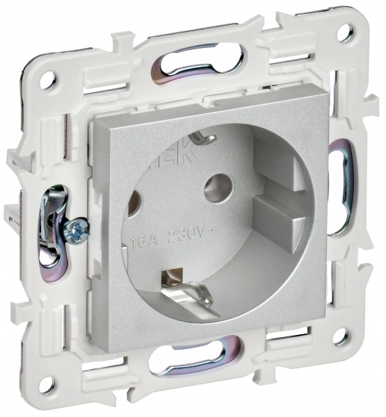 Розетка с заземлением без защитных шторок 16А SKANDY SK-R05S СЕРЕБРЯНЫЙ IEK