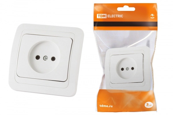 Розетка одноместная TDM Валдай скрытая установка 10А IP20 SQ1804-0007