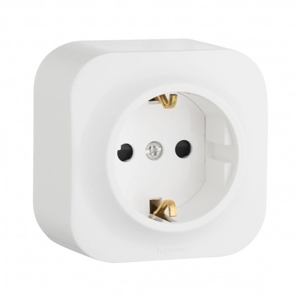 Розетка Legrand Quteo 1-местная для открытой установки цвет белый