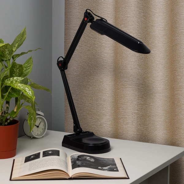 Светильник настольный ЭРА NL-202-G23-11W-BK черный на основании /на струбцине