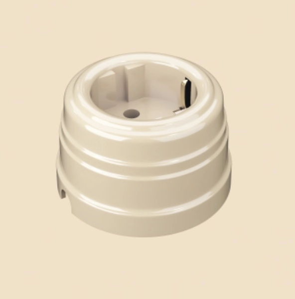 МезонинЪ Слоновая Кость Розетка пластиковая с заземляющими контактами GE30301-02