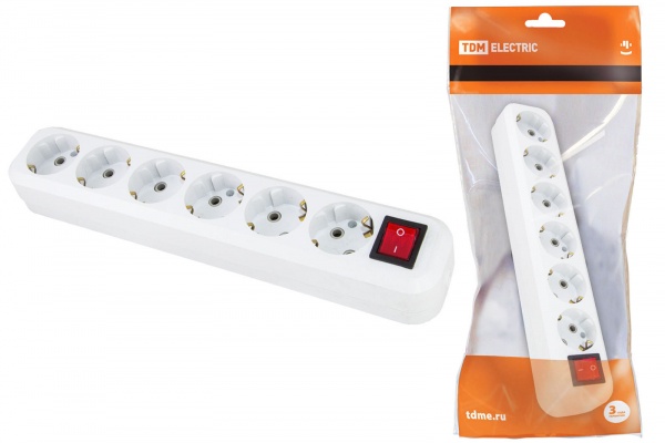 Колодка 6 гнезд с заземлением 16А 220В 3500Вт с выключателем Белая TDM SQ1806-0040